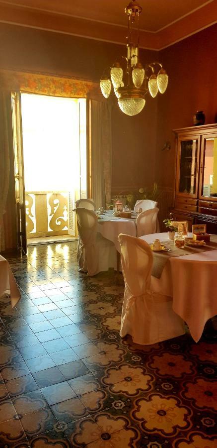 칼로포테 Casa Tonina B&B 외부 사진